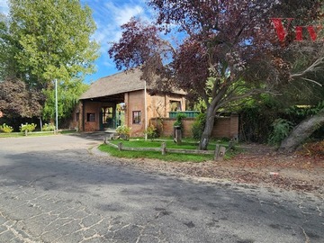 Parcela en venta en Condominio al lado Colegio San Anselmo, Colina