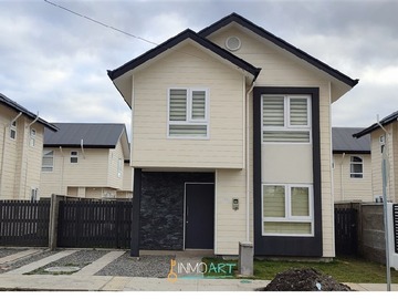 Casa en arriendo mensual en Villa Los Fundadores, Pitrufquén - 3 dormitorios, 3 baños
