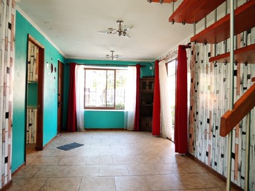 Casa en venta en Condominio alto del maiten, Melipilla - 3 dormitorios, 2 baños