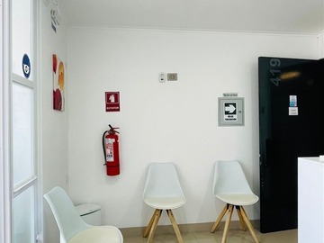 Oficina en venta en Gran Oportunidad para Odontólogos. Centro Dental en Av. Videla, Coquimbo - 1 dormitorio, 1 baño
