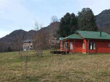 Casa en venta en Parcelación Nueva Carelia lote A-2E, Pucón - 3 dormitorios, 2 baños