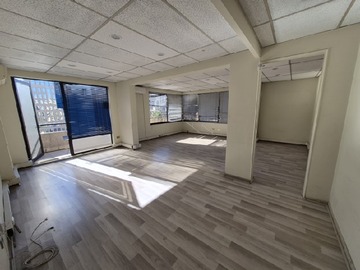 Oficina en venta en La concepción con providencia, Providencia - 7 dormitorios, 4 baños