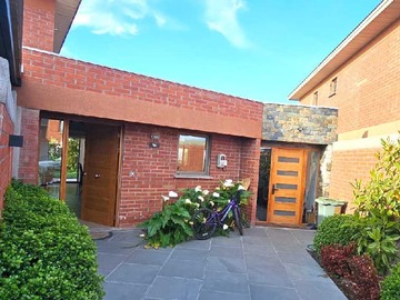 Casa en venta en Casa en Venta Valle Araucarias Buin (140835), Buin - 4 dormitorios, 4 baños