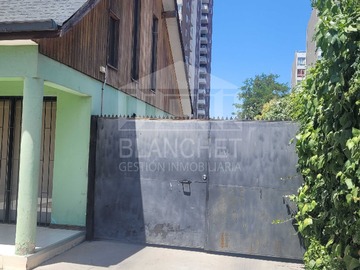 Casa en venta en Casa Comercial con bodega (158816), San Miguel - 6 dormitorios, 4 baños