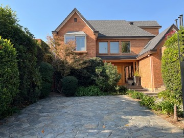 Casa en venta en F bulnes correa/ c. Peña otaegui/ colegio juanita los andes, Las Condes - 5 dormitorios, 5 baños