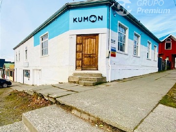 Casa en venta en Ignacio Carrera Pinto con Avenida España, Punta Arenas - 7 dormitorios, 4 baños