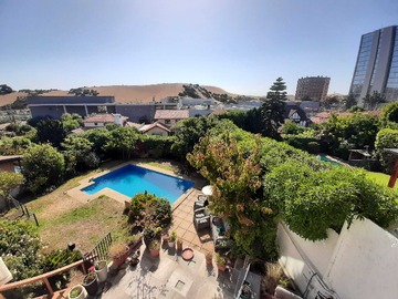 Casa en venta en 3 Niveles, Cómodos Espacios Y Amplio Jardín (143021), Concón - 5 dormitorios, 5 baños