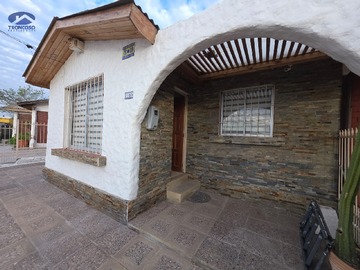 Casa en arriendo mensual en Lago Ranco 2185, Coquimbo, Coquimbo - 3 dormitorios, 2 baños