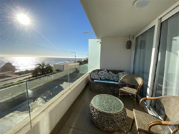 Departamento en venta en Av. Borgoño 17720, Viña del Mar - 2 dormitorios, 2 baños