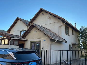 Casa en arriendo mensual en Plaza Las Caballerizas, Machalí - 4 dormitorios, 2 baños