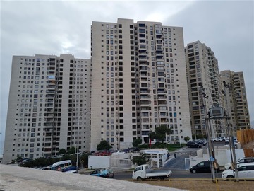 Departamento en venta en Edificio Mwditerráneo, Iquique - 3 dormitorios, 2 baños