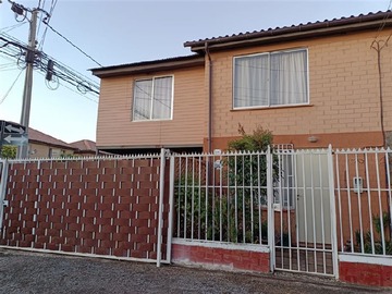 Casa en venta en Las torcazas con Lago Blanco, San Bernardo - 4 dormitorios, 1 baño