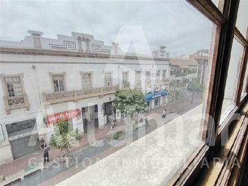 Oficina en venta en av. Balmaceda, La Serena - 3 dormitorios, 2 baños