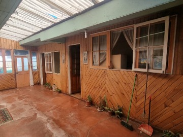 Casa en venta en Javiera Carrera con Irene Morales, Valparaíso - 4 dormitorios, 1 baño