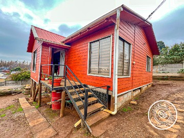 Casa en venta en Altos de la Parra, Tomé - 4 dormitorios, 1 baño