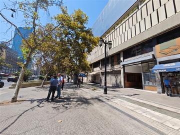 Local Comercial en venta en Local de 524 m2 con frente alameda, al lado hotel san francisco, metro u de chile, Santiago