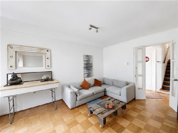 Casa en venta en Vaticano con Madrigal, Las Condes - 3 dormitorios, 2 baños