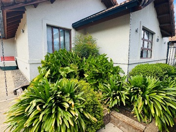 Casa en venta en Amplia y hermosa casa 3 dormitorios en Talca (161572), Talca - 3 dormitorios, 2 baños