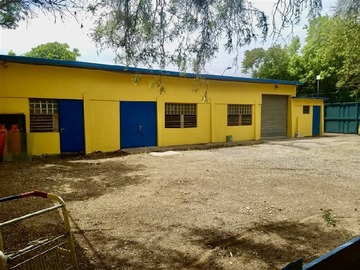 Local Comercial en venta en Huechuraba/Metro los Libertadores, Conchalí - 2 baños