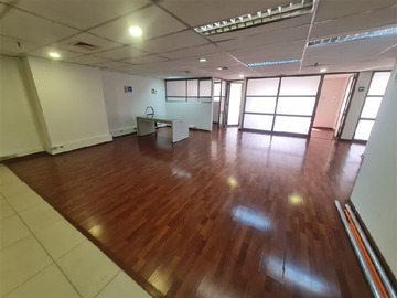 Oficina en arriendo mensual en Impecable / Av,Ricardo Lyon / Av,Nueva Providencia, Providencia - 7 dormitorios, 2 baños