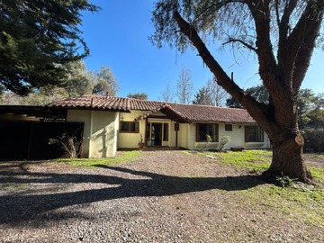 Casa en venta en Palo alto, Colina - 3 dormitorios, 3 baños