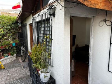 Casa en venta en Los rubíes, San Bernardo - 2 dormitorios, 1 baño