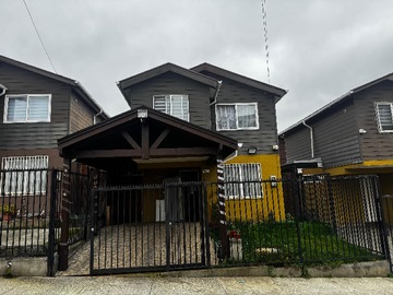Casa en venta en Fundo del Carmen, Temuco - 3 dormitorios, 2 baños