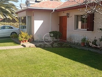 Casa en venta en Lorenzo de Medicis / Padre Errazuriz, Las Condes - 5 dormitorios, 3 baños