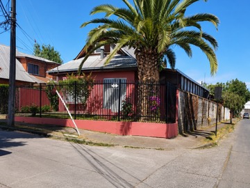 Casa en venta en Curicó, Curicó - 4 dormitorios, 2 baños