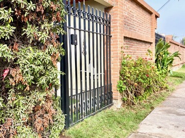 Casa en venta en san Joaquín Oriente, Rancagua - 5 dormitorios, 3 baños