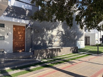 Oficina en arriendo mensual en Eliodoro yañez, Providencia - 9 dormitorios, 5 baños