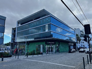 Oficina en arriendo mensual en Independencia 491, Valdivia - 4 dormitorios, 2 baños