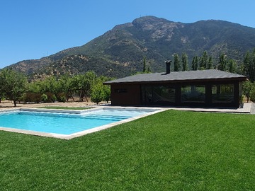 Parcela en venta en Oportunidad Única Exclusiva Parcela con Quincho, Piscina y Fogon - 1 dormitorio, 2 baños