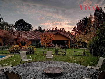 Casa en venta en Los Niches km.3, Curicó - 5 dormitorios, 3 baños