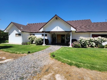 Casa en venta en Parcela C/Casa Cond.El Bosque Country Club (172717), María Pinto - 4 dormitorios, 4 baños