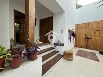 Casa en venta en Lo arcaya, Colina - 5 dormitorios, 4 baños