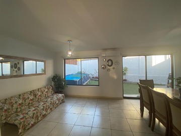 Casa en arriendo mensual en Luis Rojas Jelves 394, Los Andes - 3 dormitorios, 3 baños