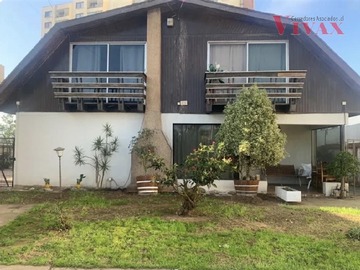 Local Comercial en venta en Gomez Carreño, Viña del Mar - 6 dormitorios, 2 baños