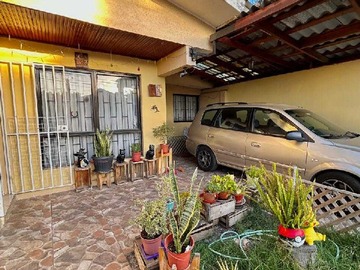 Casa en venta en Casa amplia 4D 2B en Villa Alemana 242 mts2 (175707), Villa Alemana - 4 dormitorios, 2 baños