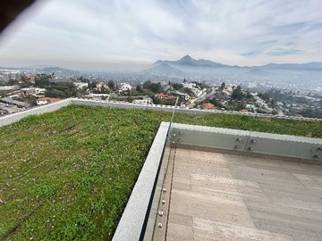Departamento en venta en Dpto. Duplex, edif. De lujo, gran vista (121271), Las Condes - 4 dormitorios, 4 baños