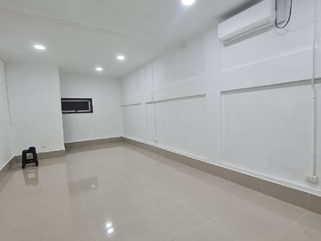 Local Comercial en arriendo mensual en Se Arrienda Local Comercial en Constitución - 1 baño