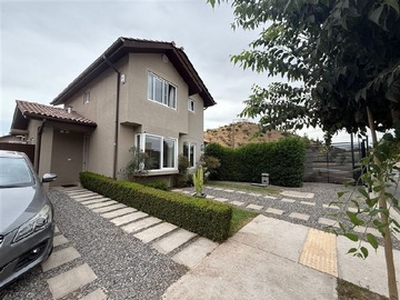 Casa en venta en Laguna Ayres de Chicureo, Colina - 3 dormitorios, 3 baños