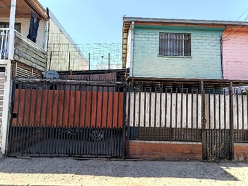 Casa en venta en Islas Jónicas 1852, Puente Alto - 3 dormitorios, 1 baño