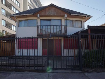 Casa en venta en Propiedad con excelente ubicación. (167676), La Florida - 4 dormitorios, 4 baños