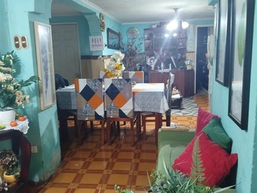 Casa en venta en San francisco, Santiago - 6 dormitorios, 3 baños