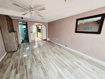 Casa en venta en Marta Brunet con Av. Teniente Cruz, Pudahuel - 3 dormitorios, 1 baño