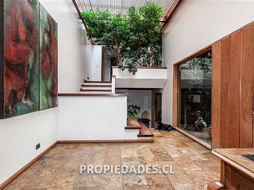 Casa en venta en Condominio Mirador San Damián / San Carlos Apoquindo con cancha de Tenis Privada, Las Condes - 6 dormitorios, 6 baños