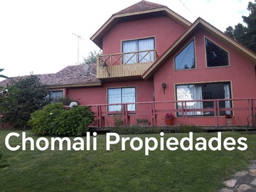 Casa en venta en Pingueral,Tomé, Tomé - 5 dormitorios, 4 baños