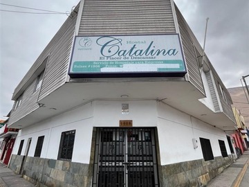Hotel en venta en bulnes 1908, Iquique - 6 dormitorios