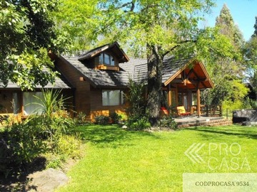 Casa en arriendo mensual en - - -, Pucón - 5 dormitorios, 3 baños